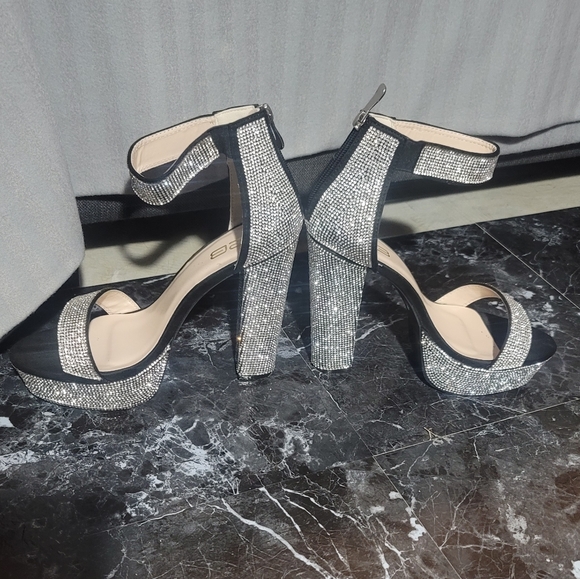 X2B Heels - Picture 5 of 6